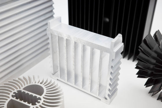 Антиржавейный стабилизированный алюминиевый Heatsink штранг-прессования, автомобильные прессованные алюминиевые профили